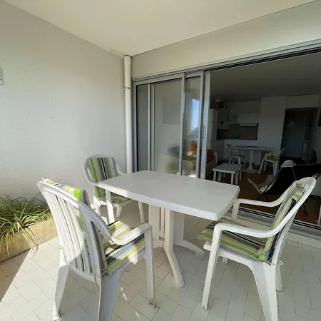 Apartman 2 Pieces Confortable Avec Balcon Et Parking - Fr-1-328-277 *